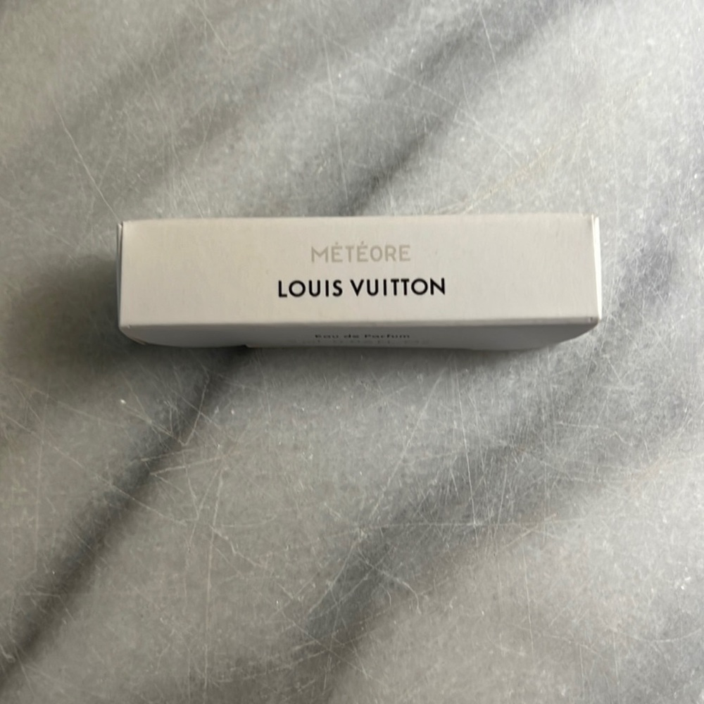 LV - Meteore